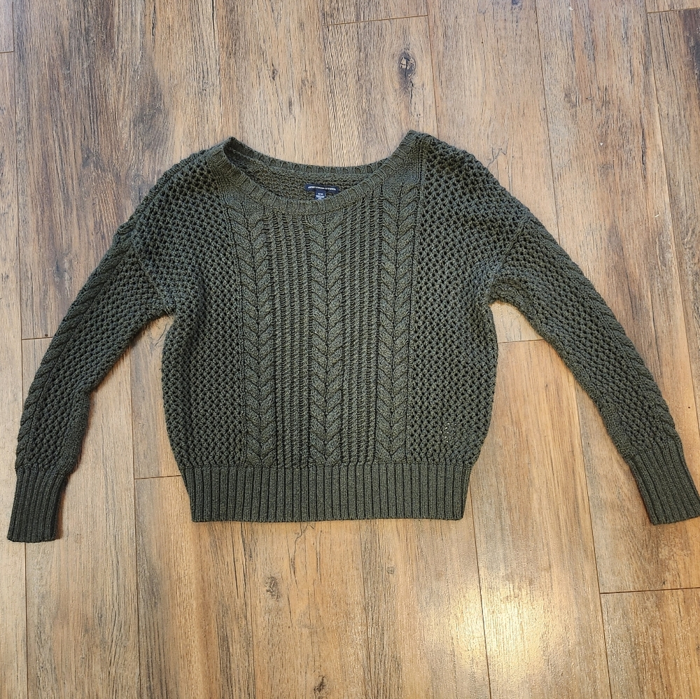 American EaglevOlive Green Women's Cable Knit Sweater - Medium